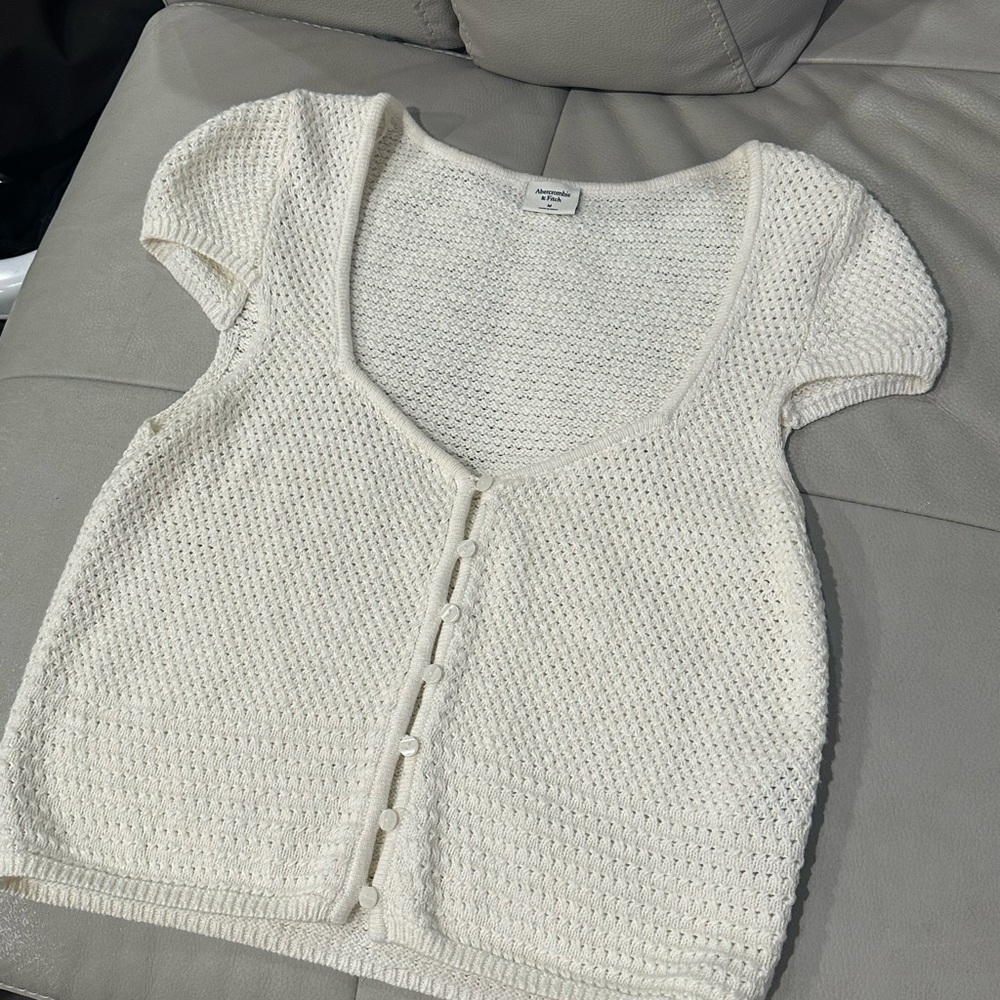 Abercrombie & Fitch Textured Knit Sweater - Cream
